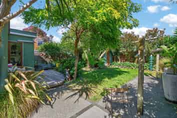 118 Oroua Street, Eastbourne