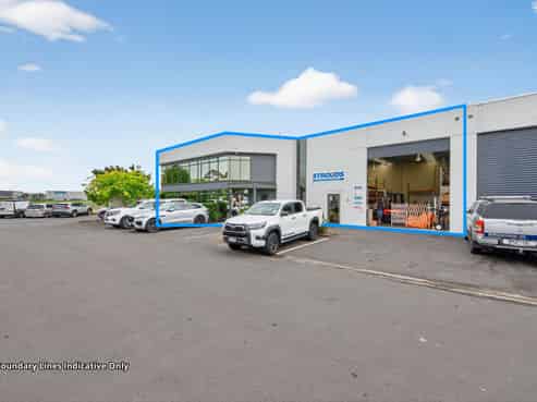 494sqm Industrial Gem with a View! 