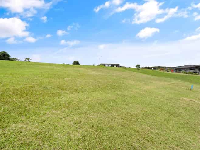 29 Dudley Crescent, Cable Bay