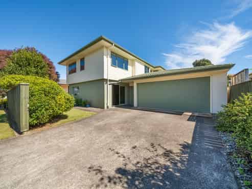 83 Oranga Street, Westown