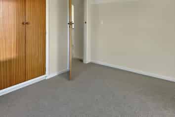 45A Mays Road, Saint Albans