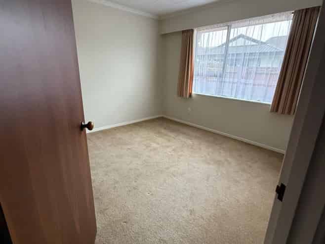 1/28 Brooklyn Drive, Redwoodtown