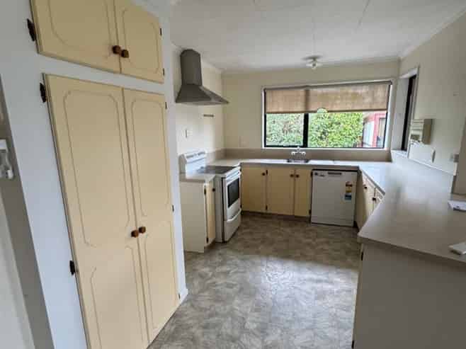 1/28 Brooklyn Drive, Redwoodtown