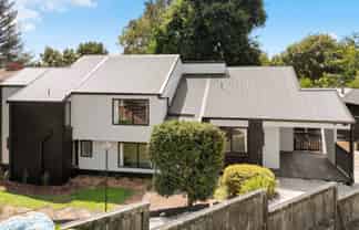 32 Acacia Crescent, Glenview