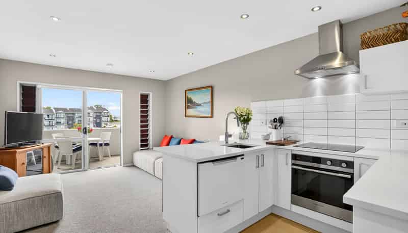 E3/71 Spencer Road, Albany