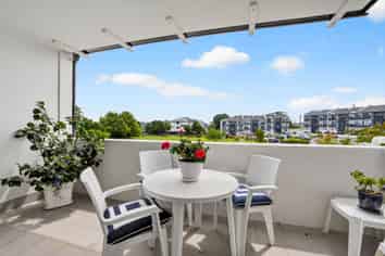 E3/71 Spencer Road, Albany