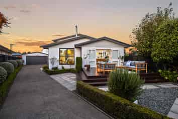 21 Woodstock Place, Russley