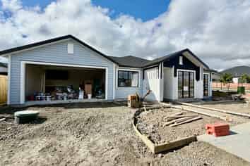 389 Te Taruna Drive, Milldale