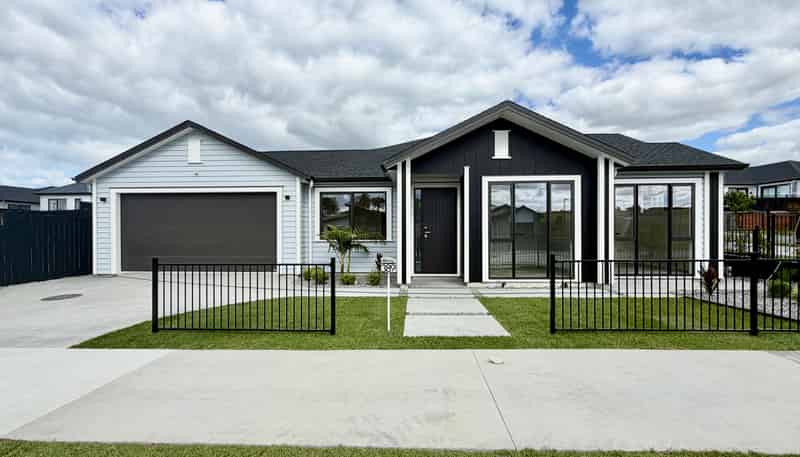 389 Te Taruna Drive, Milldale
