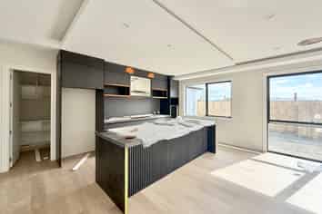 389 Te Taruna Drive, Milldale