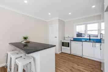 189 Severn Street, Island Bay