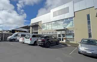EAST TAMAKI ROAD FRONTAGE UNIT 
