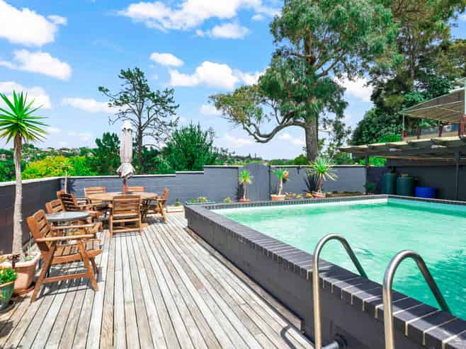 170 Stapleford Crescent, Browns Bay