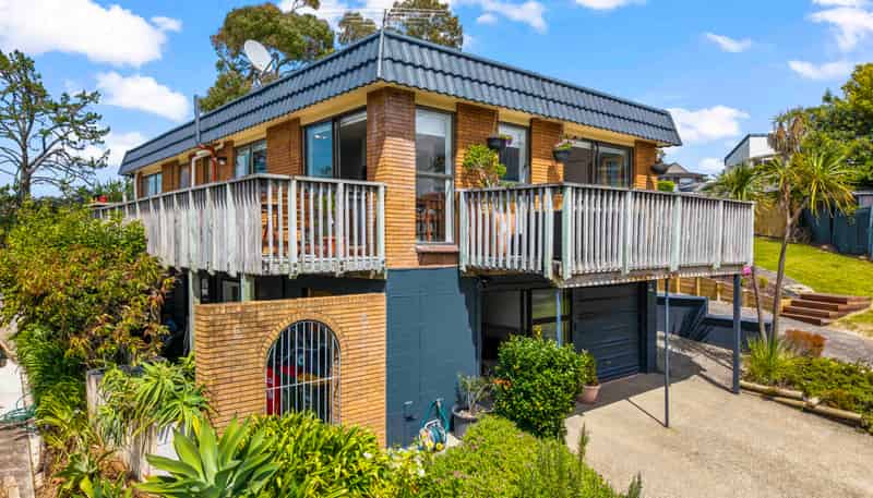 170 Stapleford Crescent, Browns Bay