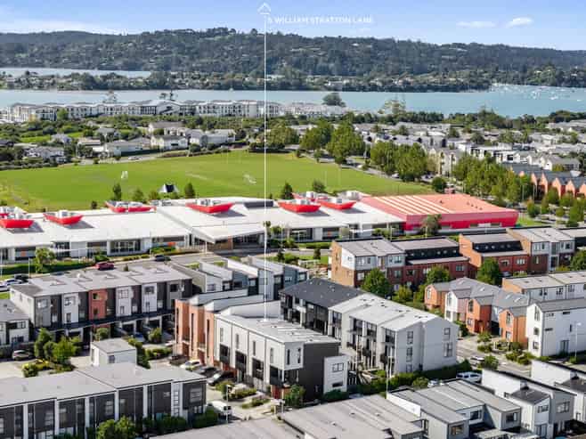 5 William Stratton Lane, Hobsonville