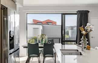 5 William Stratton Lane, Hobsonville