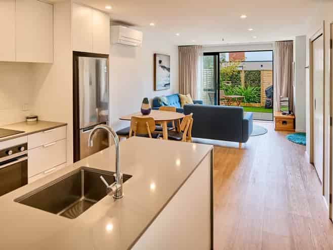 . High Street, Boulcott