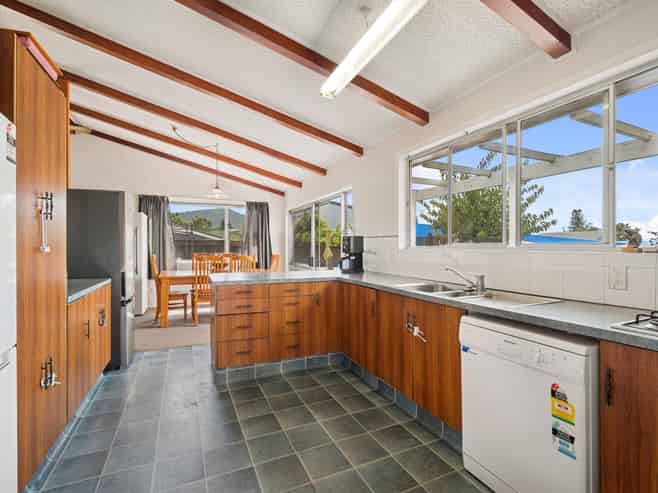 5 Rameses Place, Pomare