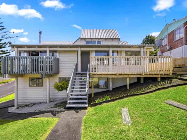 10 Stredwick Drive, Torbay