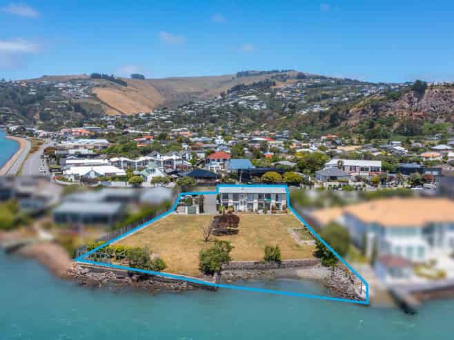 An unrepeatable waterfront site