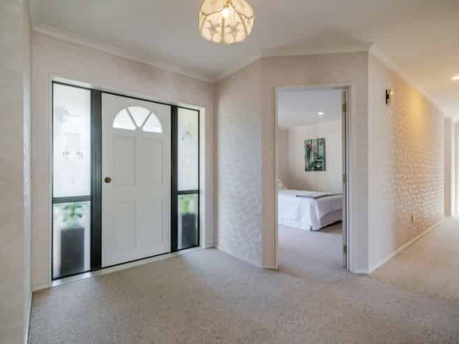 8 Rothesay Place, Westbrook