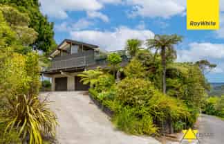 45 Huia Road, Titirangi