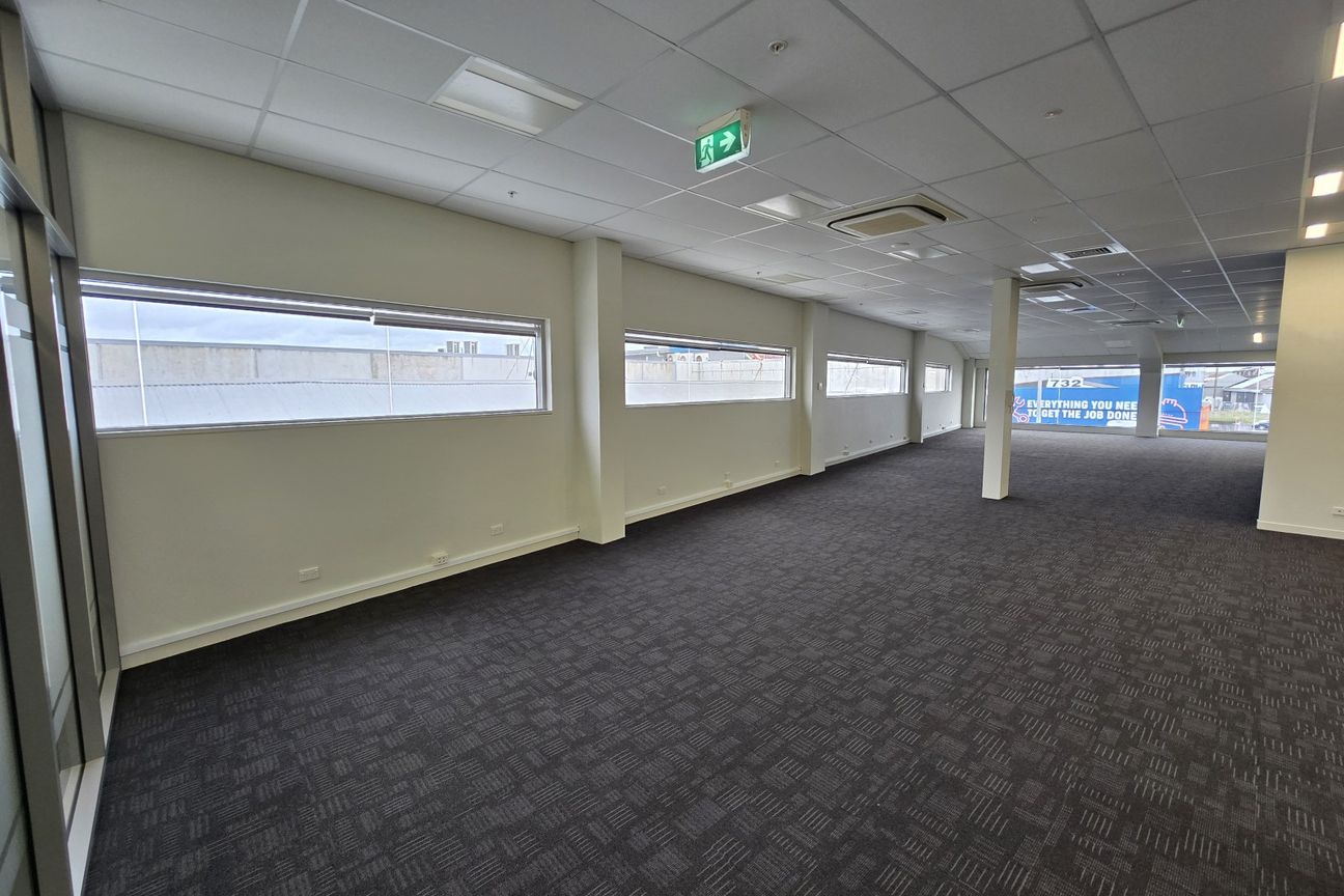 High Profile Office Opportunity - Vista 6