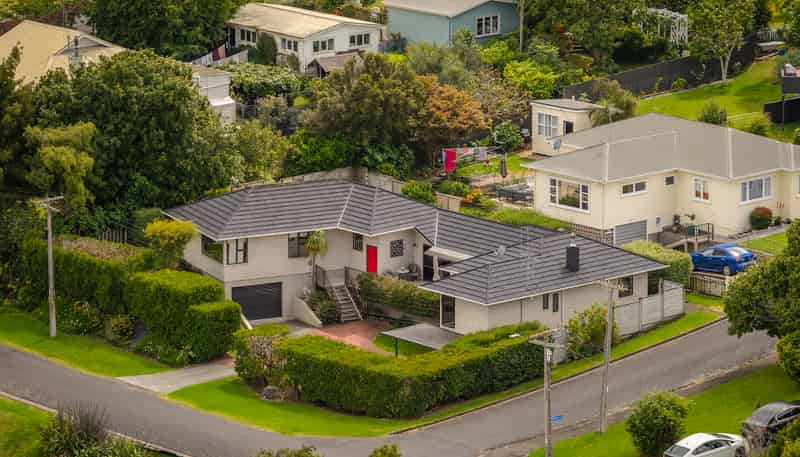 400 The Terrace, Thames