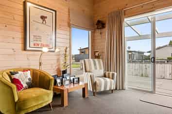 32A Mackenzie Street, Waimarino