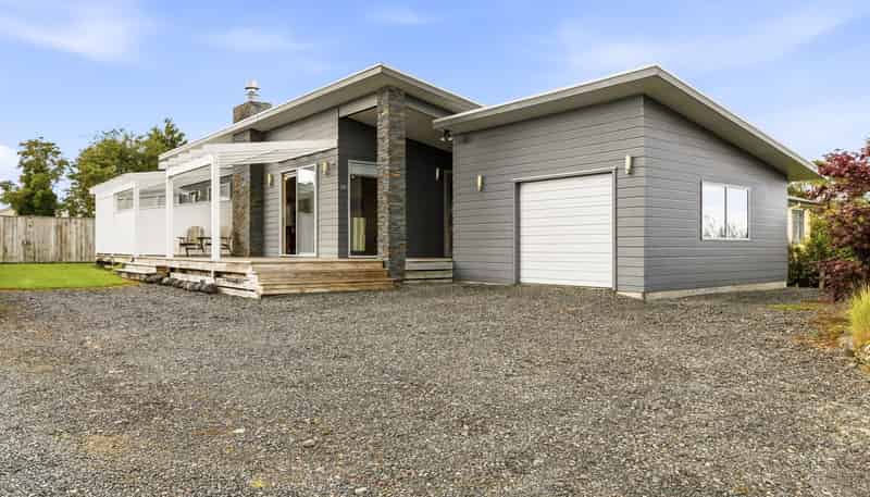 32A Mackenzie Street, Waimarino