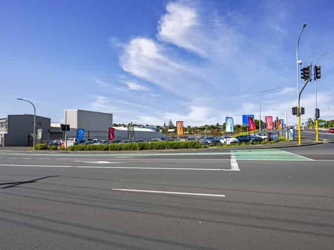 Mt Roskill - Rare vacant commercial land