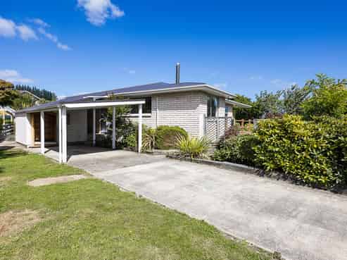 22 Kinmont Crescent, Mosgiel