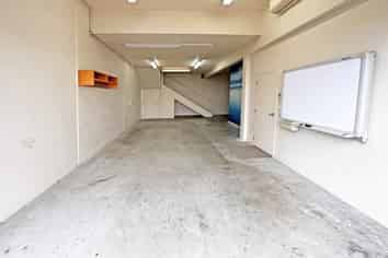 LIVE AND WORK IN MANUKAU - MOTIVATED LANDLORD
