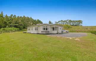 82 Monowai Rd, Wainui