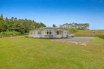 82 Monowai Rd, Wainui