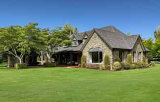 632 Marshland Rd, Styx