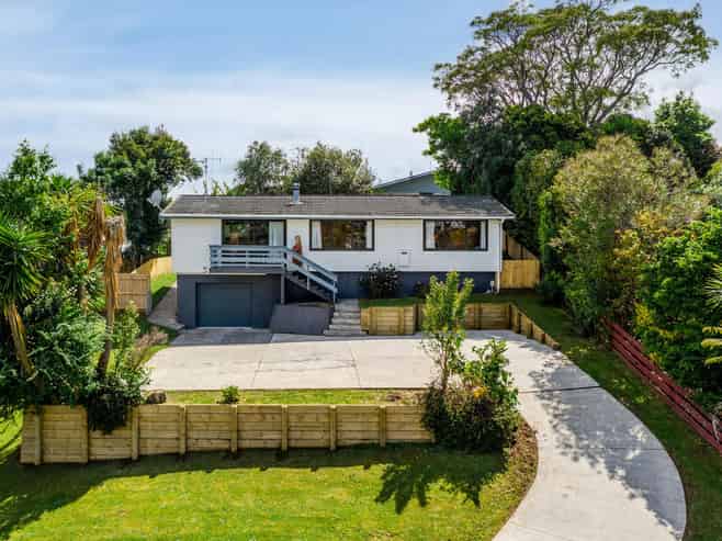 375 Welcome Bay Road, Welcome Bay