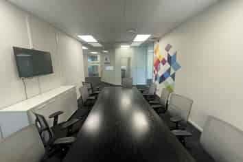 Light-Filled Modern Workspace