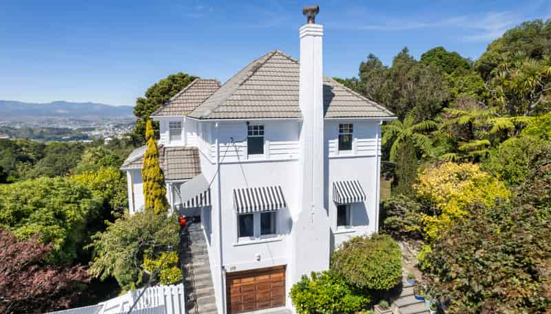 119 Messines Road, Karori