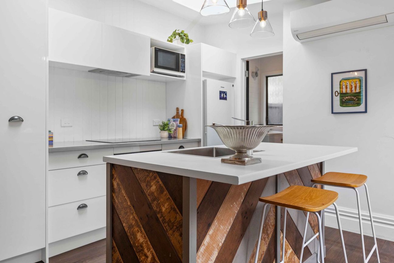 Motivated Seller, All Offers Considered! – pohled 6