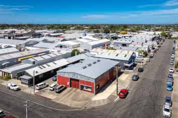 Freehold Corner Site - Occupy or Invest