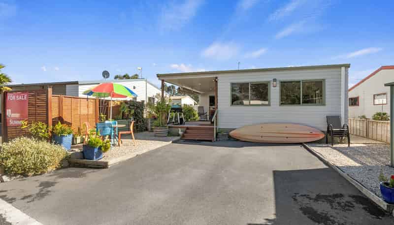 BV11/70 Beach Road, Tahunanui