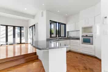 129a Shore Road, Remuera