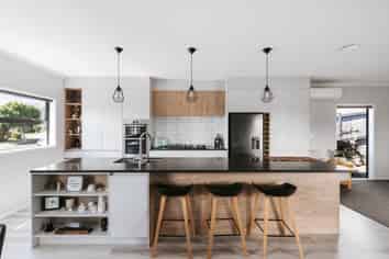 111 Oteki Park Drive, Welcome Bay