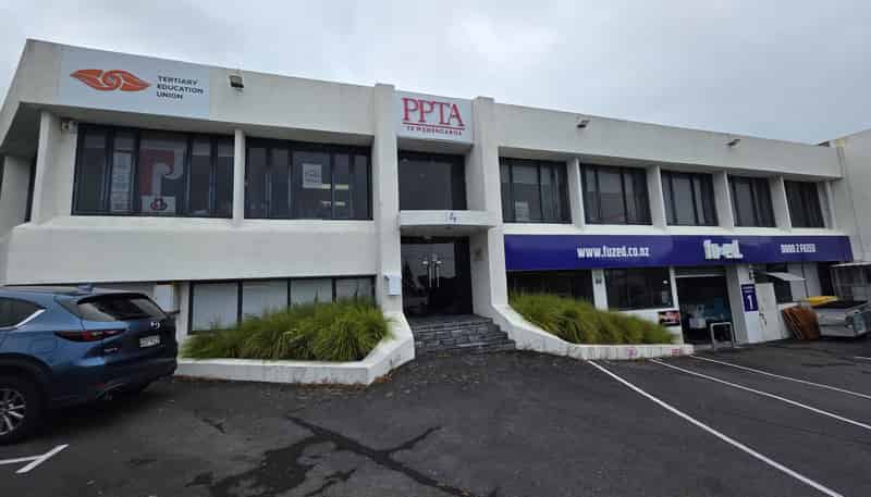 4 Western Springs Road, Morningside