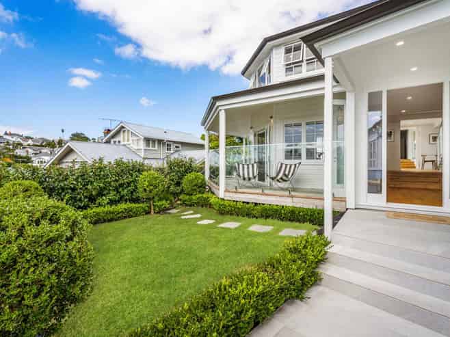 30 Hackett Street, Saint Marys Bay