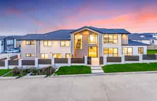 17 Ballyalton Crescent, Flat Bush