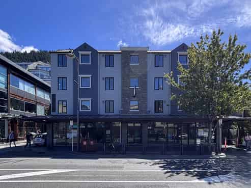 Food & Beverage, Retail Opportunity - Landmark CBD