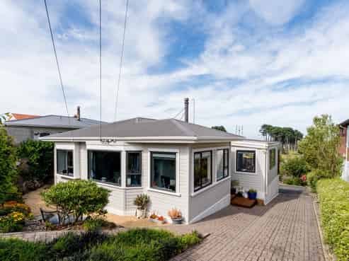 34 Norman Street, Tainui