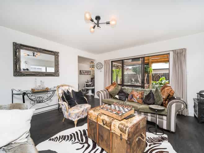 19 Dahlia Street, Palmerston North